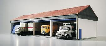 Kibri Garage for 8 lorries 38136