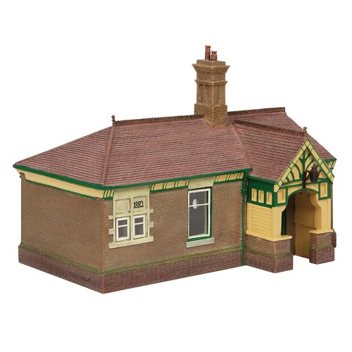Bachmann Scenecraft Bluebell Railway Waiting Room and WC Green and Cream 44-090G