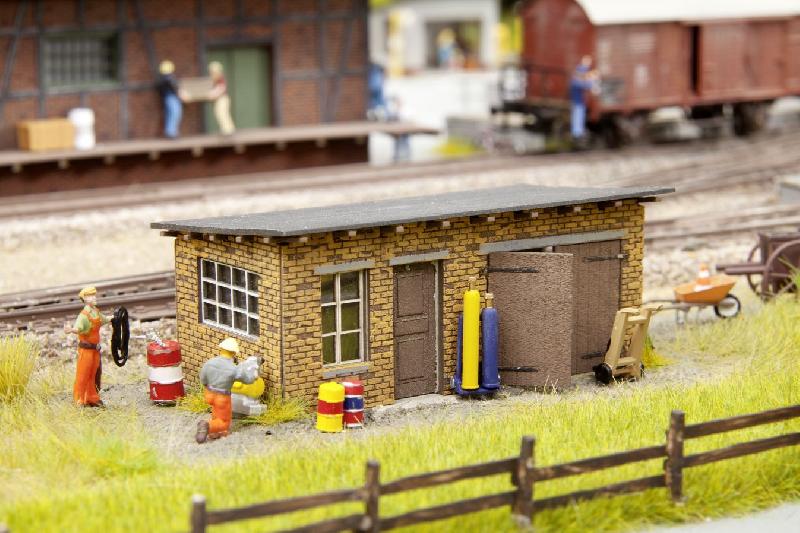 Noch Tool Shed and Workshop 66106