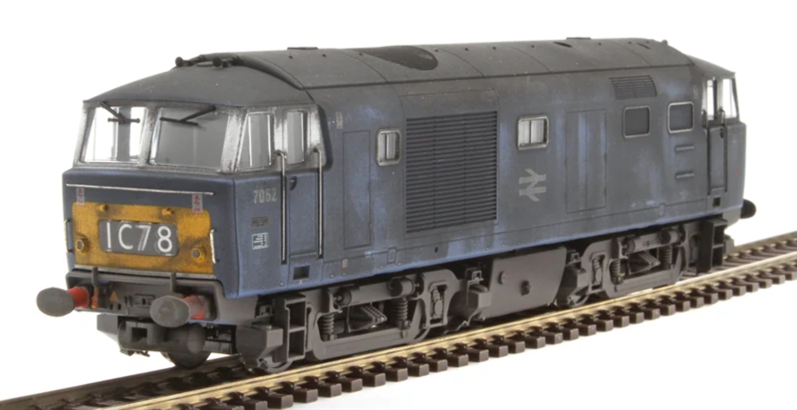 Heljan 3534 Class 35 7052 BR Blue Small Yellow Panels Faded/Weathered