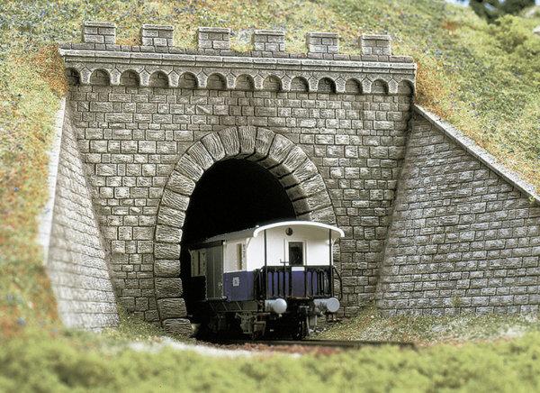 Busch 7022 Tunnel Portals Single Track