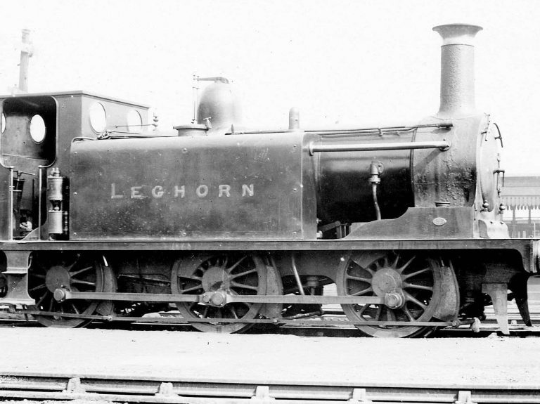 Rapido Trains 936004 E1 No.122 Leghorn, LBSCR Goods Green