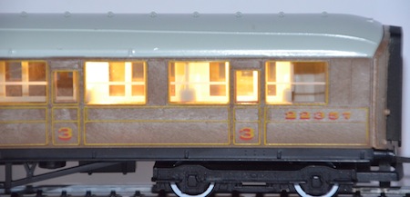 Train Tech CL2 Coach Lighting Warm White for Steam Era Coaches