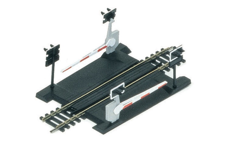 Hornby Single Track Level Crossing R645