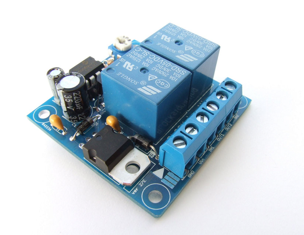 BLOCKsignalling Simple Shuttle Train Controller with Adjustable Delay SS1